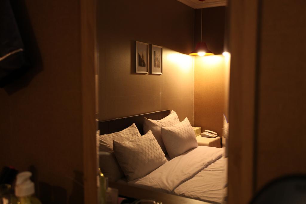 Hotel Goguma Shinchon Seoul Eksteriør bilde