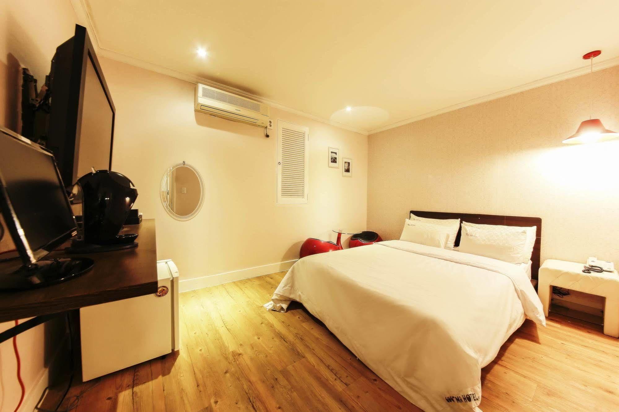 Hotel Goguma Shinchon Seoul Eksteriør bilde